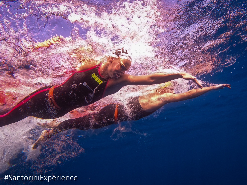 3_Santorini_Experience_Swimming_by_Elias_Lefas.jpg